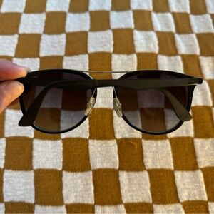 Ray-Bans in tip-top shape
